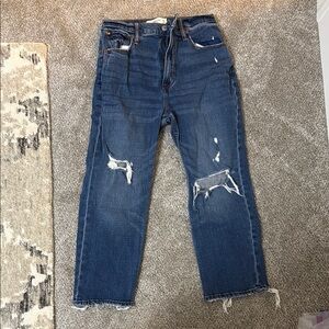 Women’s Abercrombie Ripped Sraight Blue Jeans